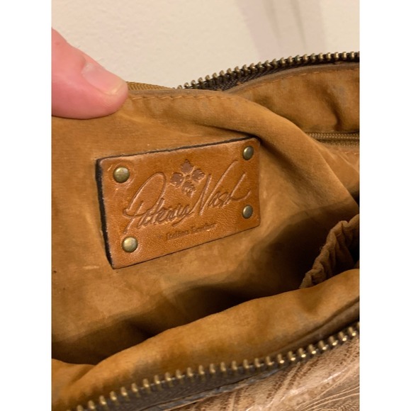 Patricia Nash crossbody bag tan leather embossed floral tassel buckle flap - Picture 3 of 13